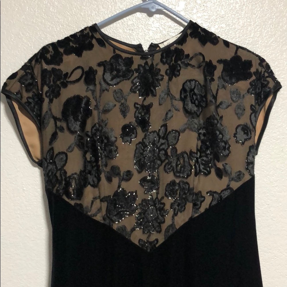 Dress - Picture 2 of 3